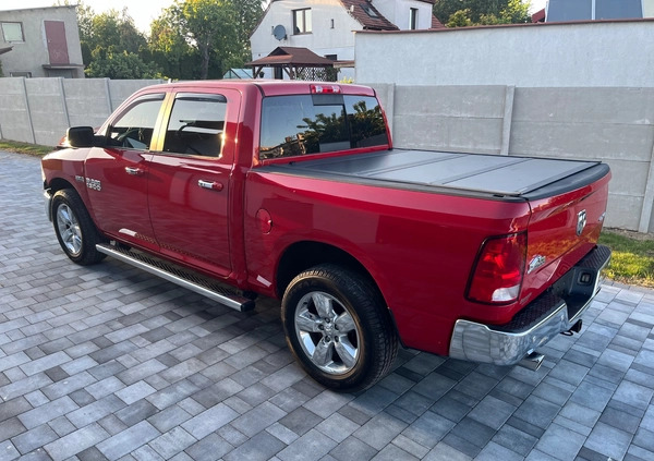 Dodge RAM cena 63000 przebieg: 70000, rok produkcji 2016 z Nysa małe 211